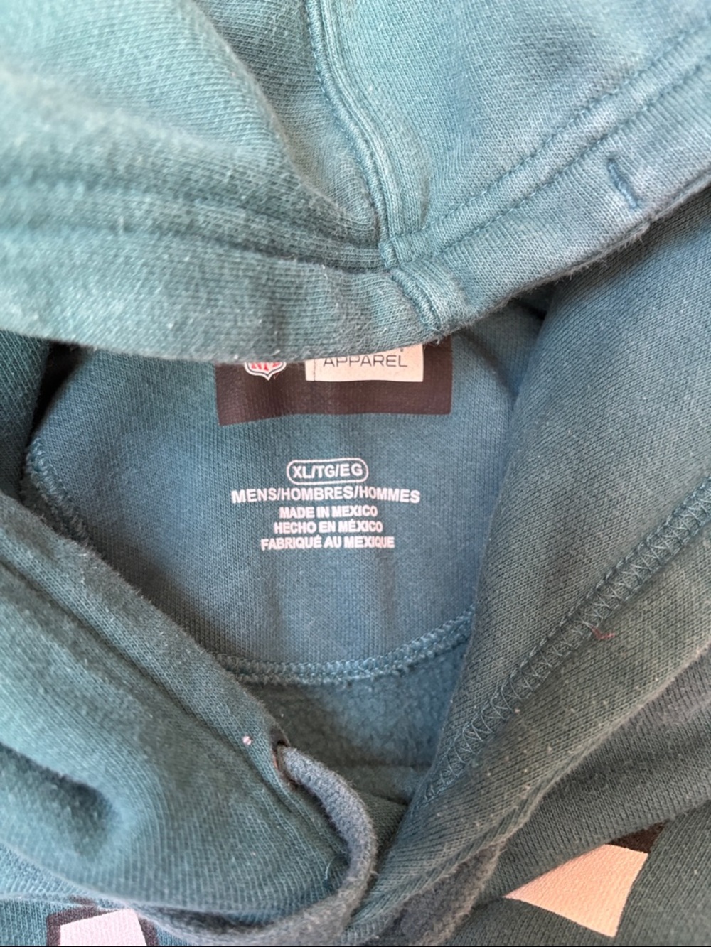 Cropped Philadelphia Eagles Hooded Sweatshirt- Men’s XL - Picture 5 of 5